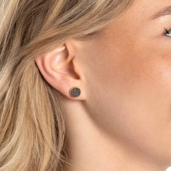 ODELLE – Dezente Eleganz mit natürlichem Glanz