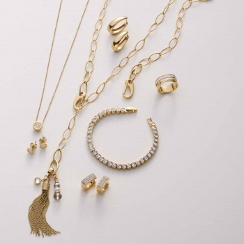 Ohrstecker CATHERINE – Golden glänzende Eleganz