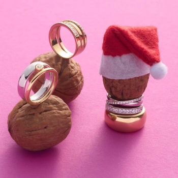 Ring SARAH – Dreifacher Glanz in moderner Form