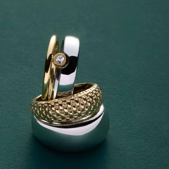 Ring SARAH – Dreifacher Glanz im Gold-Look - Kopie