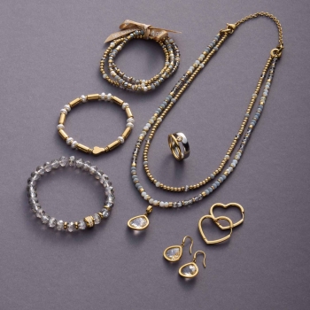 Ceolen JUVINGA White Gold – Dreiecks-Glanz mit femininer Leichtigkeit