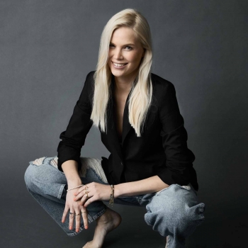 Armband NOLA Ciao Gold – Schwarz, Weiß & Gold am Handgelenk