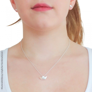 Loveboat Anhänger: Ein Symbol der Reise und des Aufbruchs in Silber