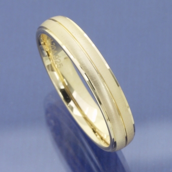 Memoire Ring aus Apricotgold ohne Steine