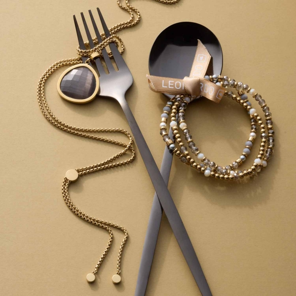 BERNADETTE – Dreifach-Armband in Gold & Graunuancen